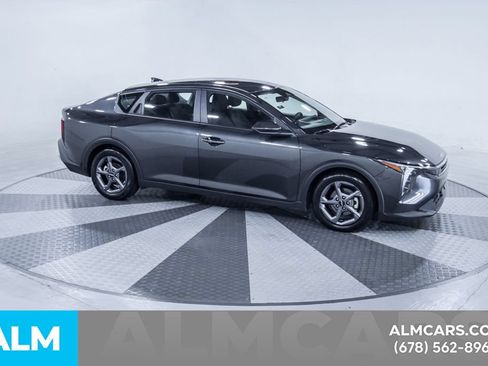 Used 2025 Kia K4 FWD image 13