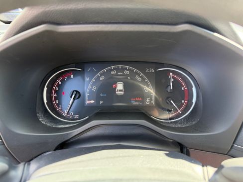 Certified 2025 Toyota RAV4 LE AWD/4WD image 10