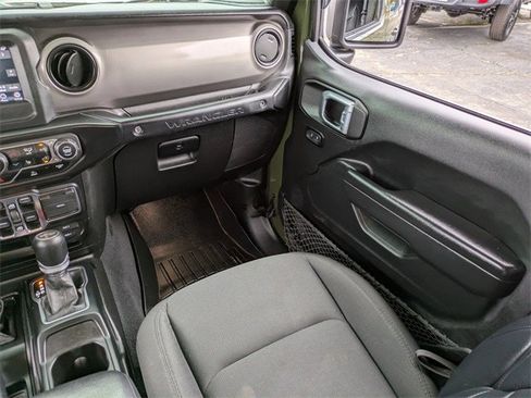 Used 2021 Jeep Wrangler Unlimited Sport image 17