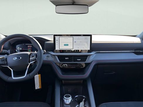 New 2026 Ford Explorer ST-Line w/ ST-Line Street Pack image 15