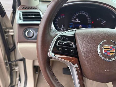 Used 2014 Cadillac SRX Luxury FWD image 22