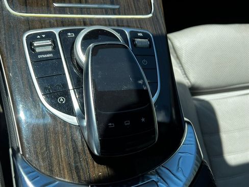Used 2016 Mercedes-Benz C 300 4MATIC Sedan image 36