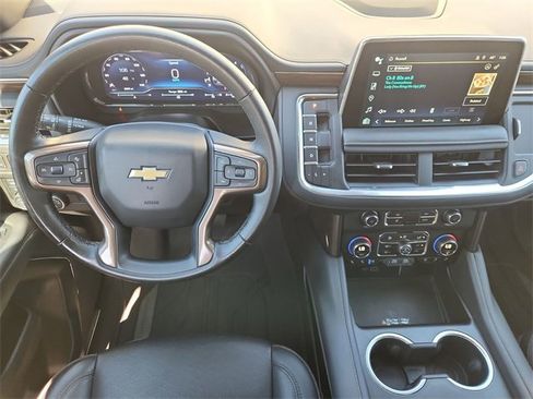 Certified 2024 Chevrolet Suburban High Country image 11