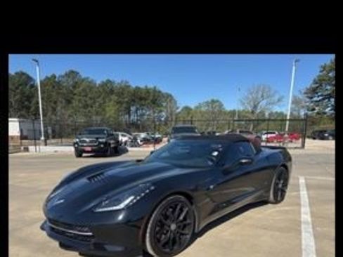 Used 2014 Chevrolet Corvette Z51 w/ 3LT Preferred Equipment Group image 3