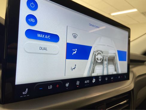 Used 2023 Ford Escape Active w/ Tech Pack #2 image 30