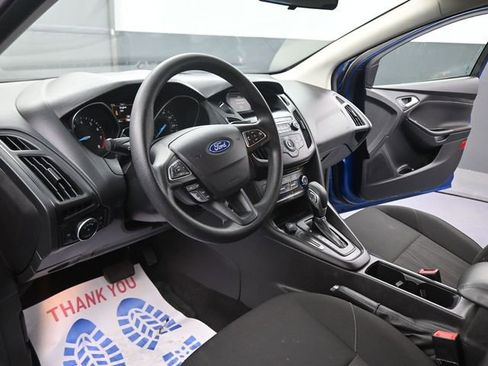Used 2018 Ford Focus SE image 40