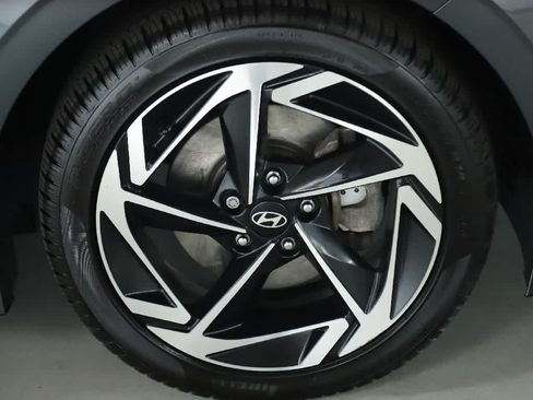 Used 2024 Hyundai Sonata SEL w/ Convenience Package FWD image 10