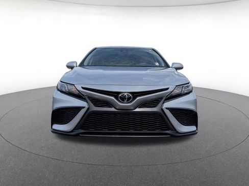 Used 2024 Toyota Camry SE w/ Convenience Package FWD image 9