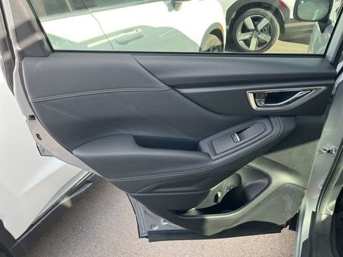 Used 2020 Subaru Forester Limited w/ Popular Package #3 AWD/4WD image 18