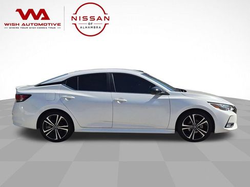 Certified 2023 Nissan Sentra SR w/ Trunk Package FWD image 4