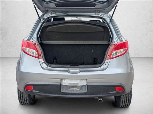 Used 2012 MAZDA MAZDA2 Touring image 4