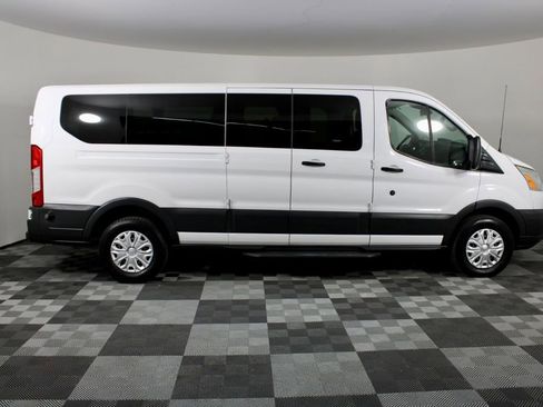 Used 2016 Ford Transit 350 XLT RWD image 8