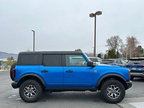 Certified 2025 Ford Bronco Badlands AWD/4WD image 2