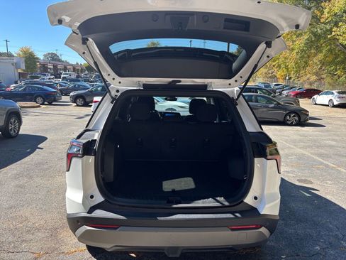 Used 2025 Chevrolet Equinox LT image 31