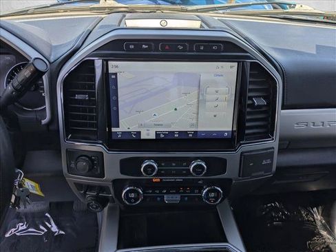 Used 2022 Ford F250 Lariat w/ Lariat Value Package AWD/4WD image 13