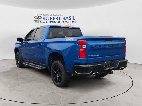 Used 2022 Chevrolet Silverado 1500 LT Trail Boss image 3