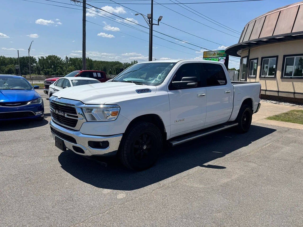 Used 2019 RAM 1500 Big Horn AWD/4WD image 2