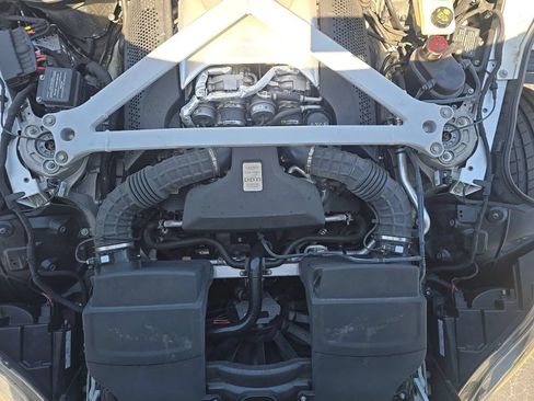 Used 2019 Aston Martin DB11 Volante RWD image 13