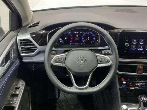 New 2026 Volkswagen Taos SEL AWD/4WD image 34