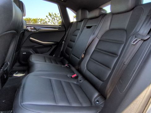 Used 2024 Porsche Macan Turbo AWD/4WD image 23