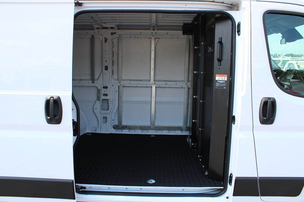 Used 2025 RAM ProMaster 2500 w/ U-Haul Equipment Group FWD image 11