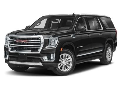 Used 2022 GMC Yukon XL SLT w/ SLT Luxury Package