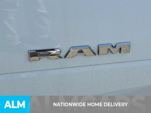 Used 2024 RAM 3500 Big Horn AWD/4WD image 4