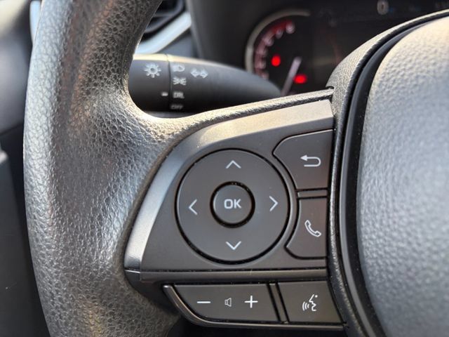 Used 2024 Toyota RAV4 LE AWD/4WD image 26