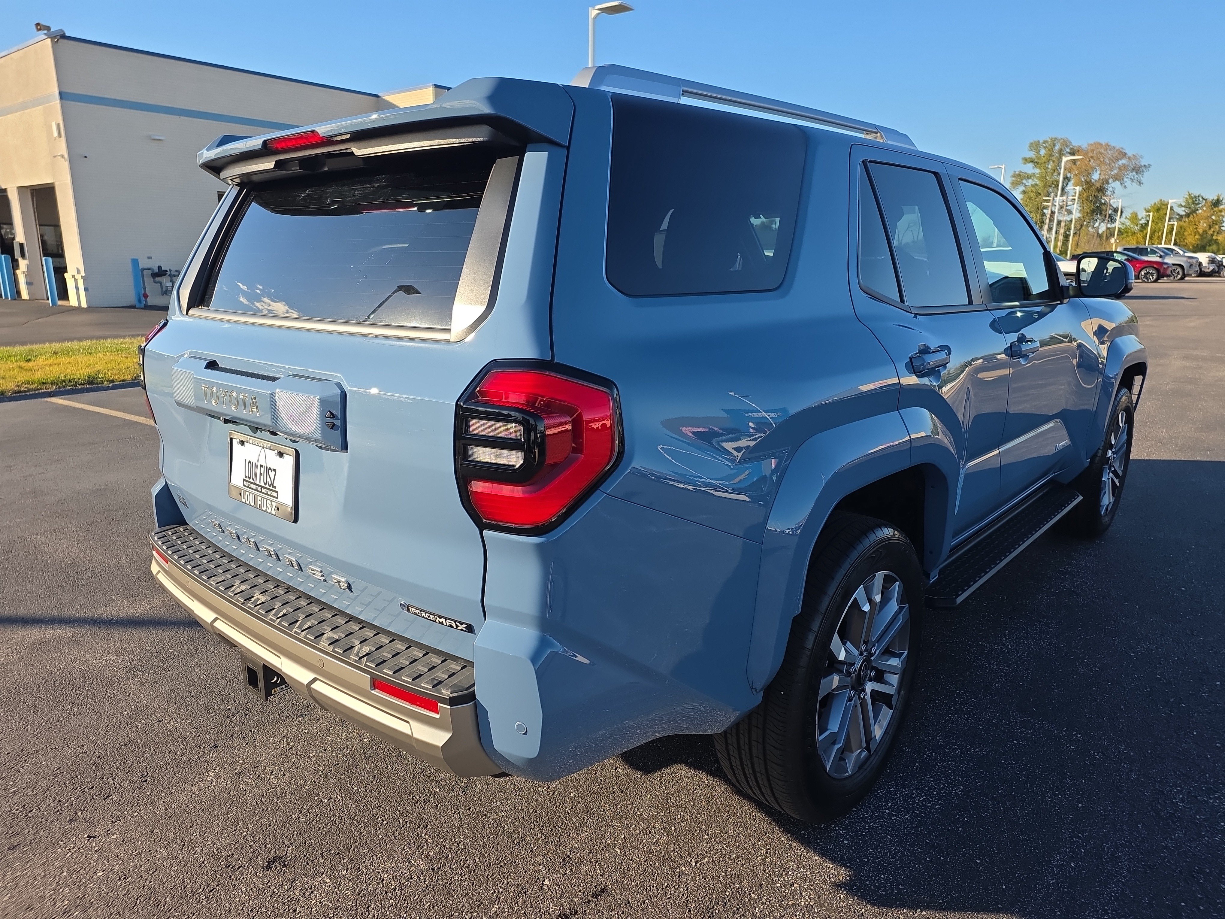 Used 2026 Toyota 4Runner Limited w/ Tow Technology Package AWD/4WD image 4