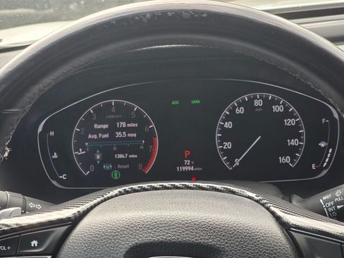 Used 2018 Honda Accord Sport image 19
