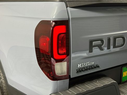 Used 2024 Honda Ridgeline Sport image 36