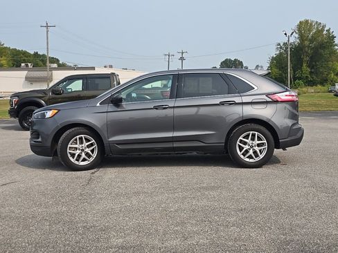 Used 2024 Ford Edge SEL image 4