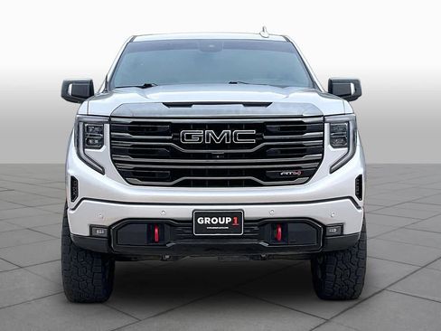 Used 2022 GMC Sierra 1500 AT4 w/ AT4 Premium Package AWD/4WD image 5