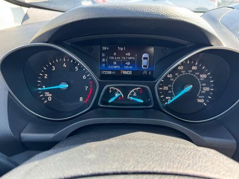 Used 2019 Ford Escape SE image 22