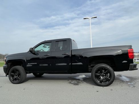 Used 2015 Chevrolet Silverado 1500 W/T w/ Black Out Edition image 7