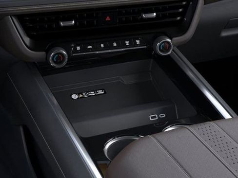 New 2026 Chevrolet Suburban High Country AWD/4WD image 23