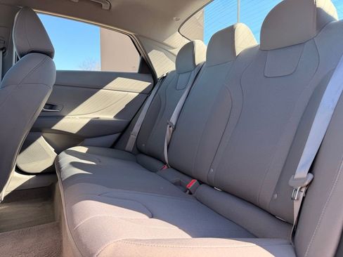 Used 2024 Hyundai Elantra SE image 27