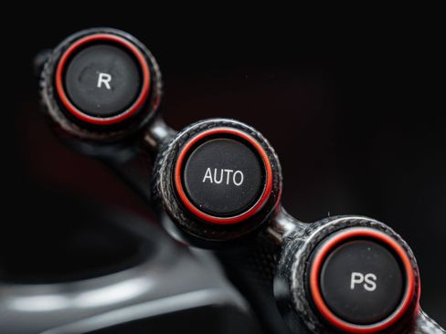 Used 2019 Ferrari 488 Pista Coupe RWD image 52
