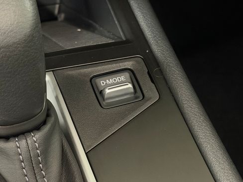 Used 2025 Nissan Kicks SV FWD image 20