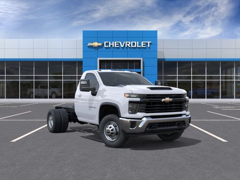 New 2026 Chevrolet Silverado 3500 W/T w/ WT Convenience Package AWD/4WD image 1