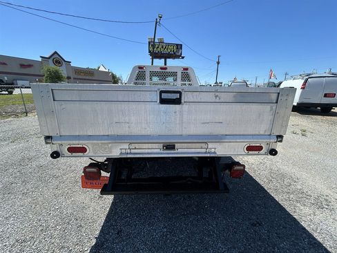 Used 2019 Ford F250 XL RWD image 5