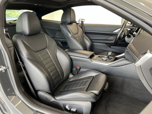 Used 2022 BMW M440i Coupe image 38