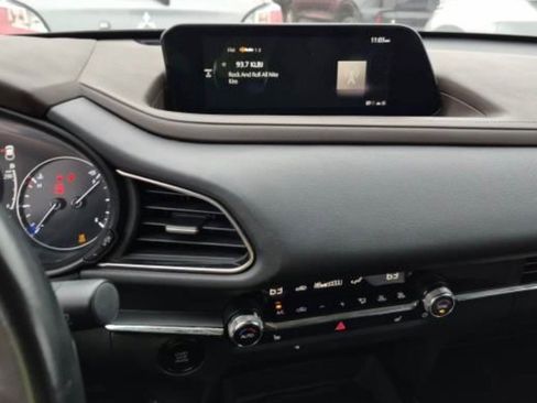 Used 2024 MAZDA CX-30 AWD 2.5 S w/ Premium Package image 11