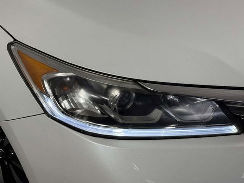 Used 2017 Honda Accord EX-L image 15