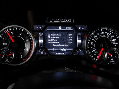 Used 2020 RAM 2500 Laramie w/ Night Edition AWD/4WD image 20