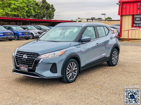 Used 2024 Nissan Kicks SV FWD image 4