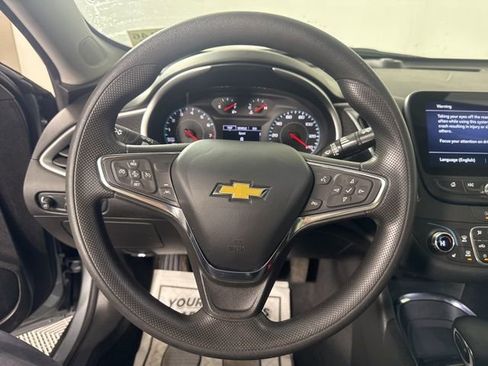 Used 2023 Chevrolet Malibu LT image 28