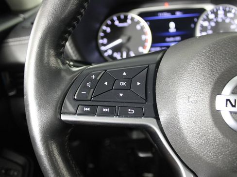 Used 2022 Nissan Sentra SV w/ All-Weather Package FWD image 23