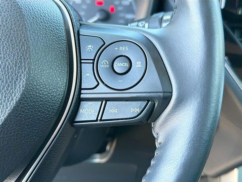 Used 2023 Toyota Corolla Cross LE image 30