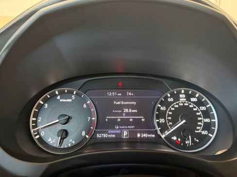 Used 2022 INFINITI QX50 Luxe FWD image 10